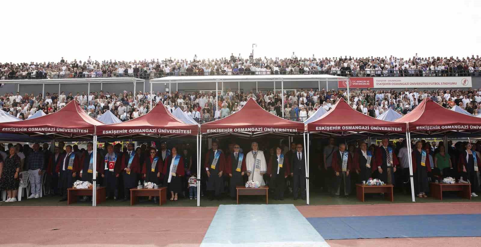 ESOGÜ’de mezuniyet coşkusu yaşandı