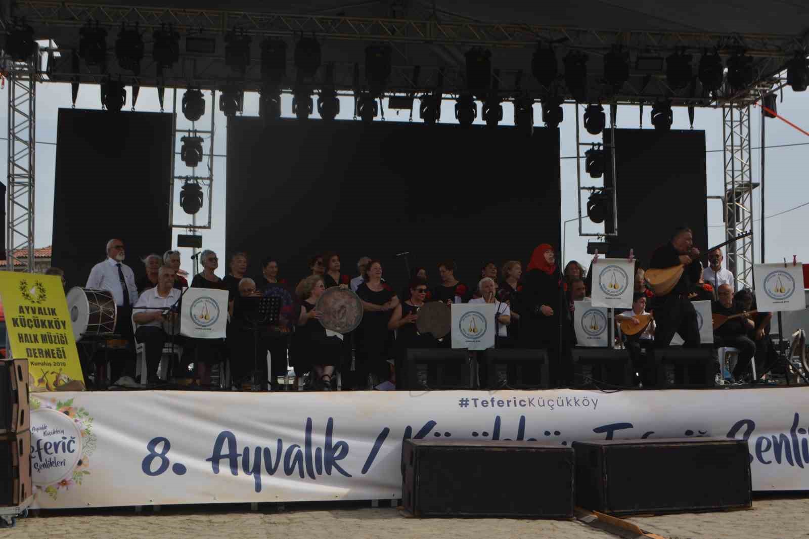 Ayvalık’ta Küçükköy Teferic Şenlikleri coşkusu