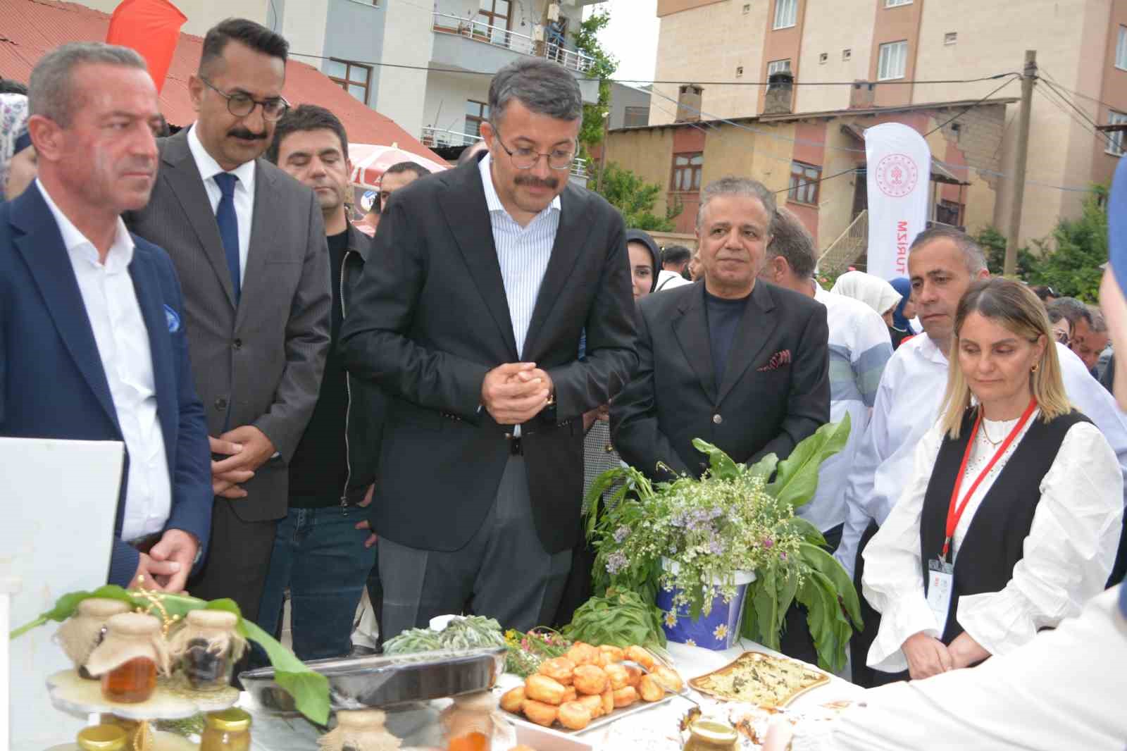 Hakkari’de 2. Yöresel Lezzetler Festivali düzenlendi