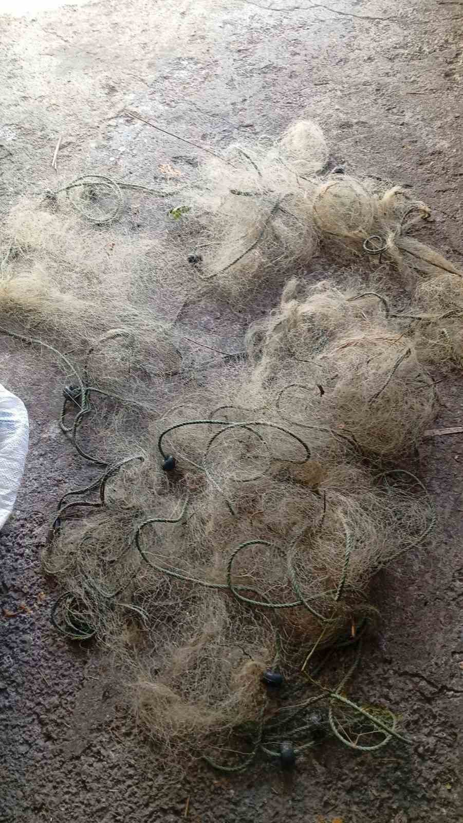 Van&rsquo;da ka&ccedil;ak avlanmış 15 ton inci kefali ele ge&ccedil;irildi
