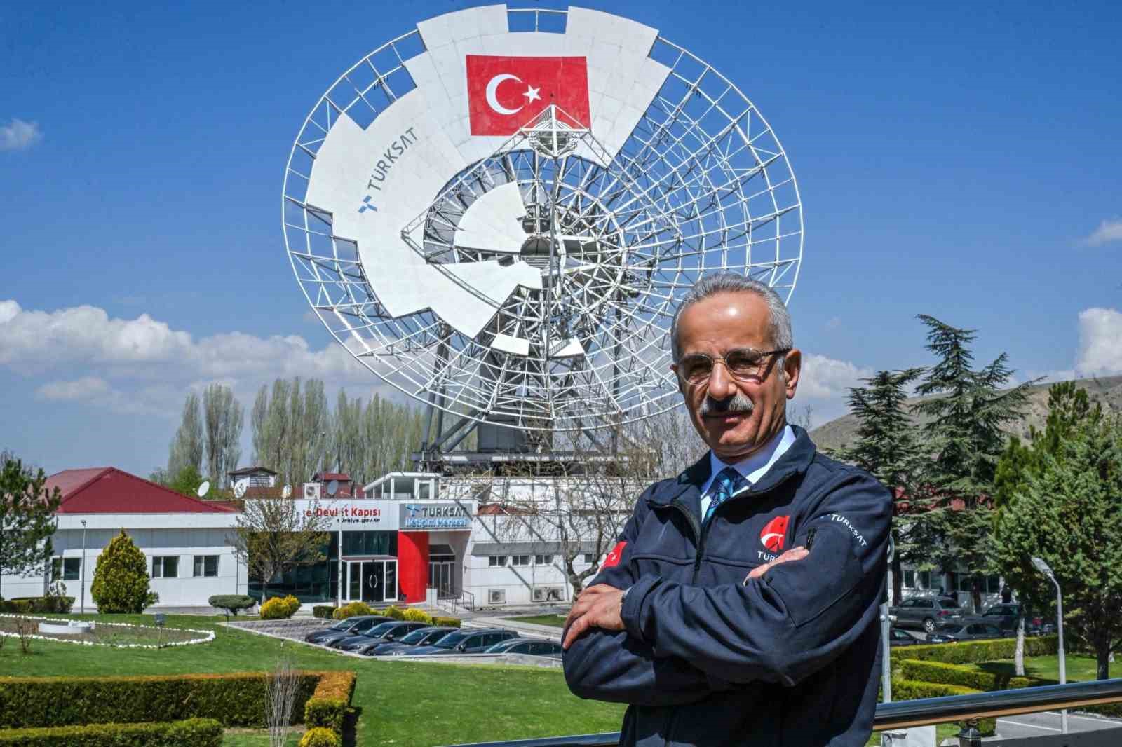 Bakan Uraloğlu: "Türksat 6A ile doğudaki en uzak kapsamamız olan coğrafyalara ilk defa uydu kapasitesi ihraç etmiş bulunuyoruz"