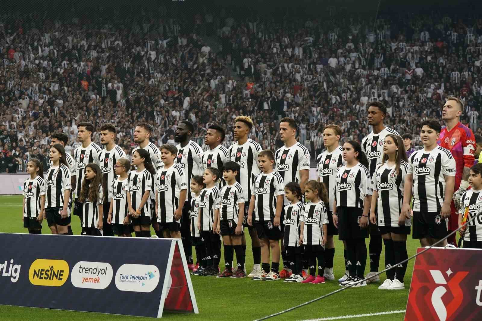 Solskjaer’den 3 değişiklik