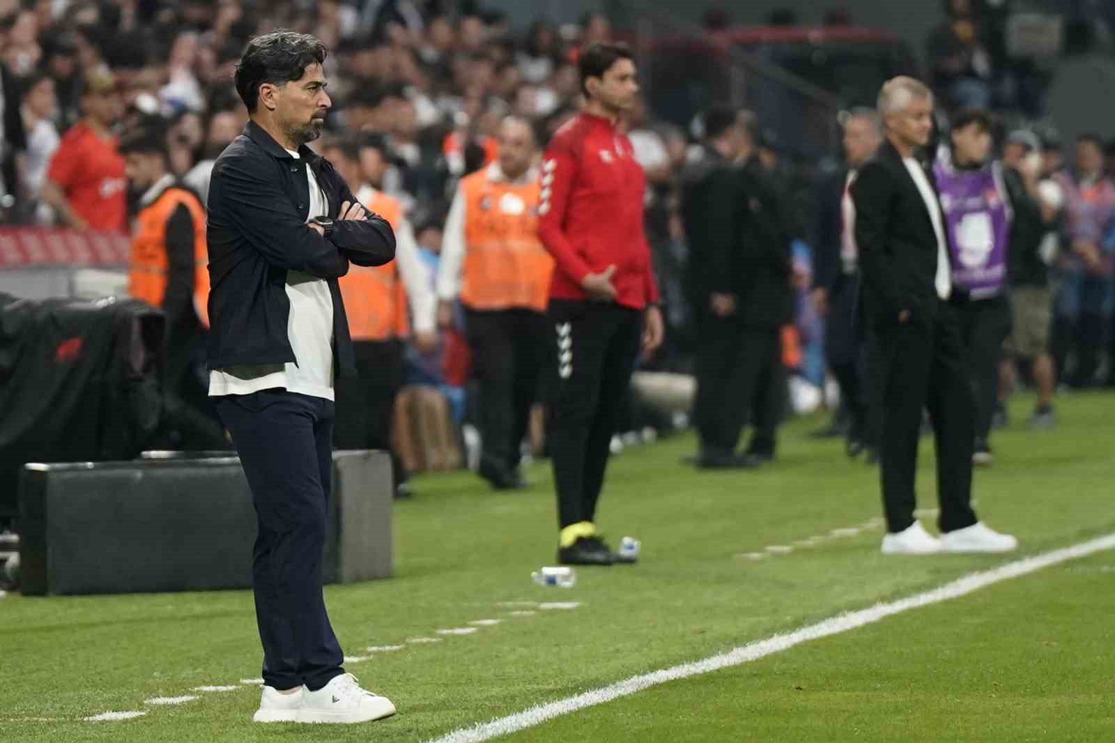 Trendyol S&uuml;per Lig: Beşiktaş: 0 - &Ccedil;aykur Rizespor: 0 (İlk yarı)
