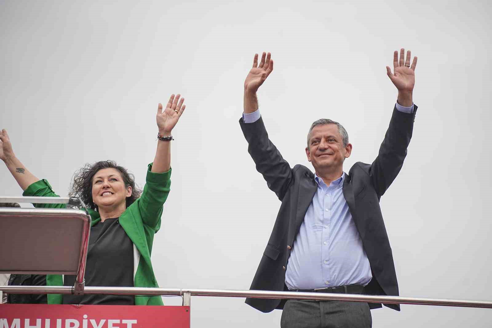 CHP Genel Başkanı Özel: "Kale siyaseti ve kutuplaşma siyaseti geride kaldı"
