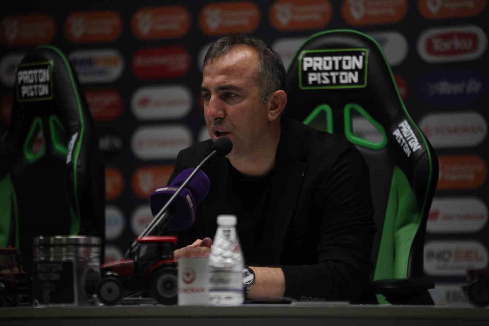 Recep Uçar: "Bu takıma gönül veren insanlara endişeli ve stresli bir sezon yaşatmadık"