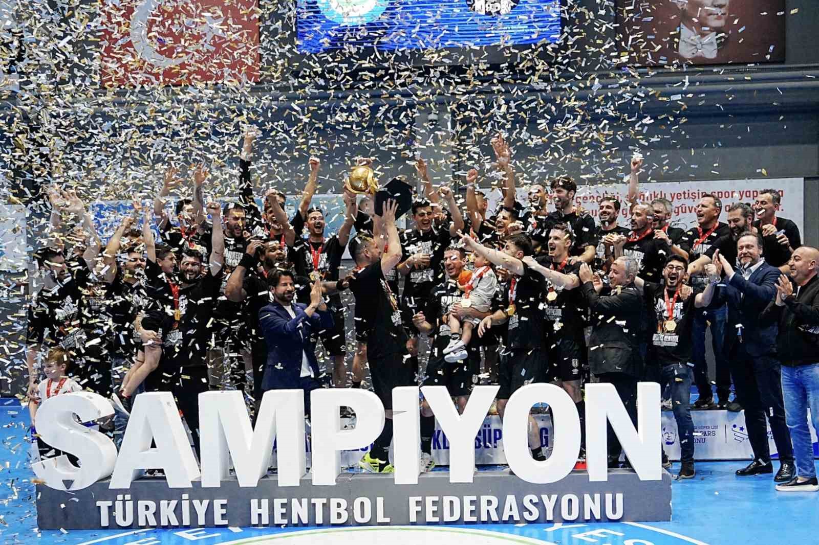 Hentbol Erkekler Süper Ligi şampiyonu Beşiktaş
