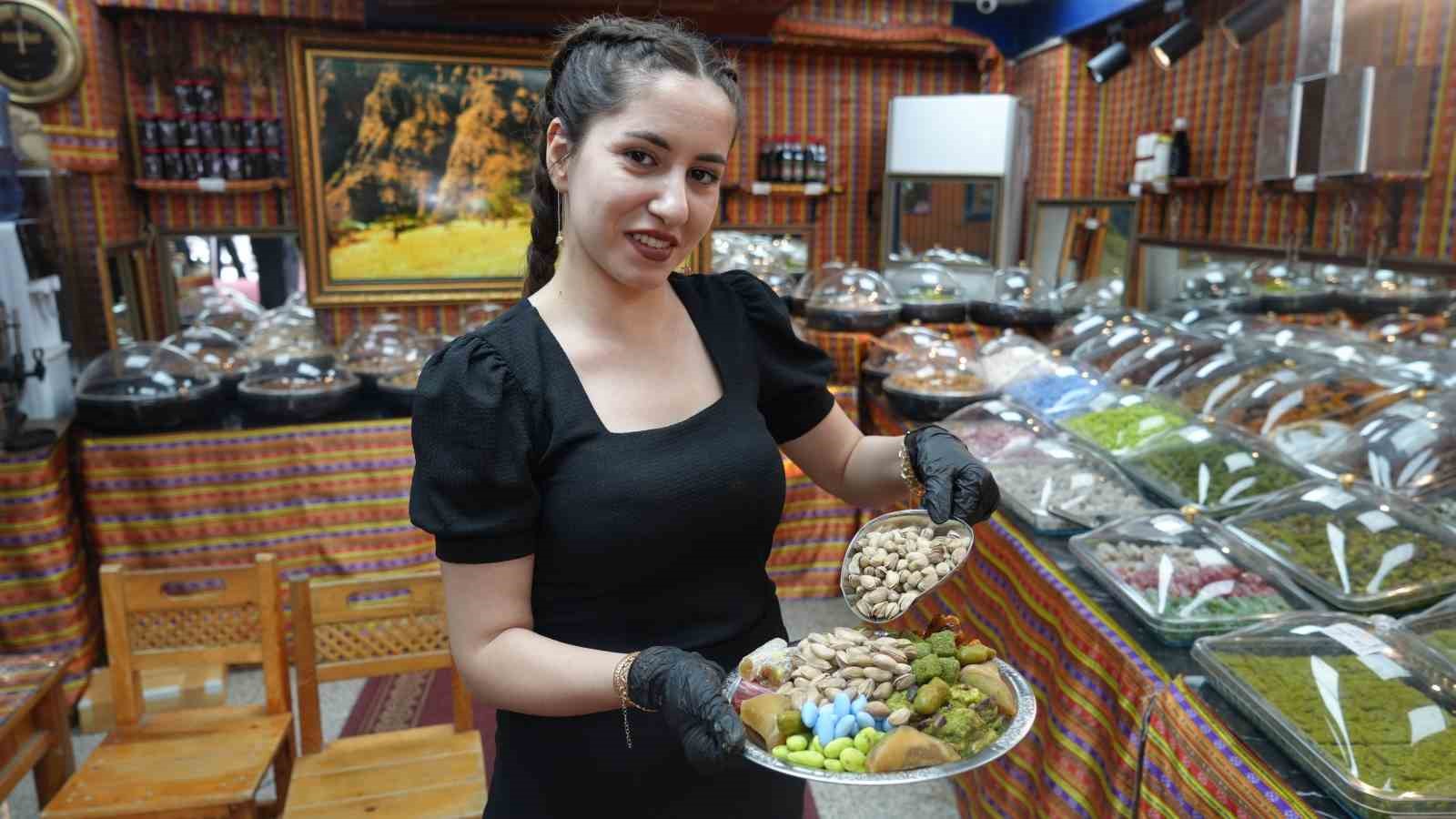 Gaziantep’te damat tepsileri hazırlanmaya başlandı