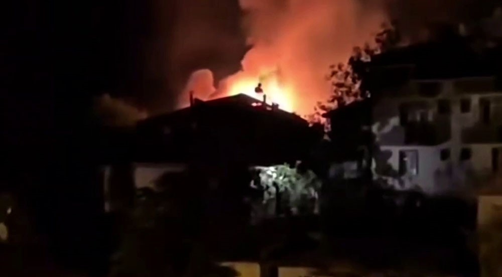 Boyabat’ta ev yangını