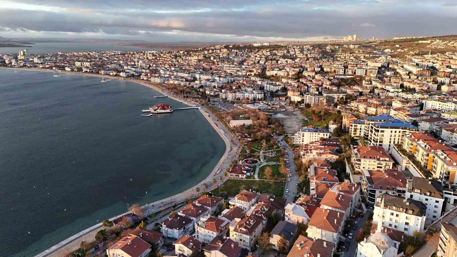 Büyükçekmece’nin yıllardır bekletilen imar sorunları tek tek çözülüyor