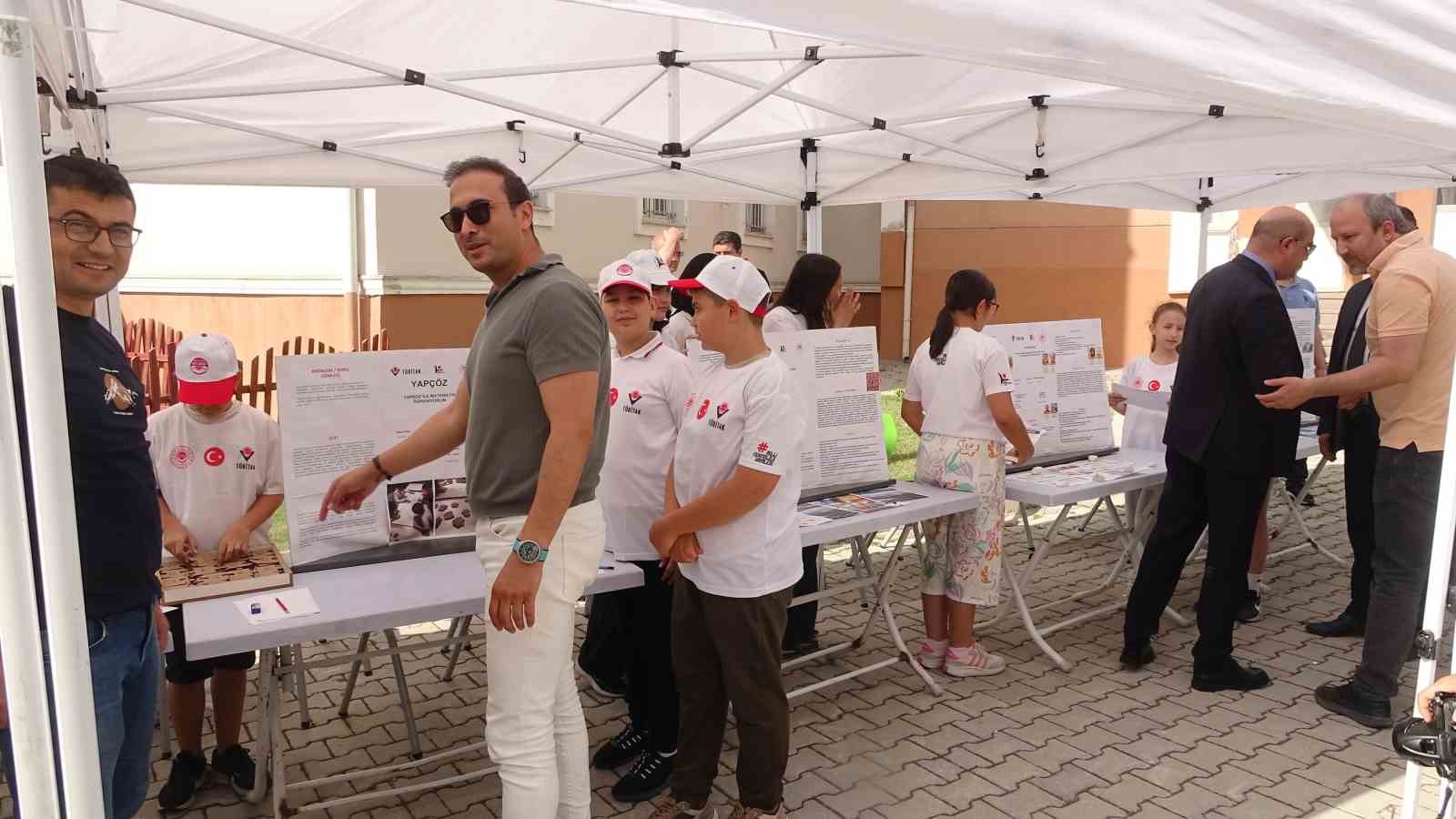 Tavşanlı Ahmet Uluçay BİLSEM’de Bilim Fuarı heyecanı yaşandı
