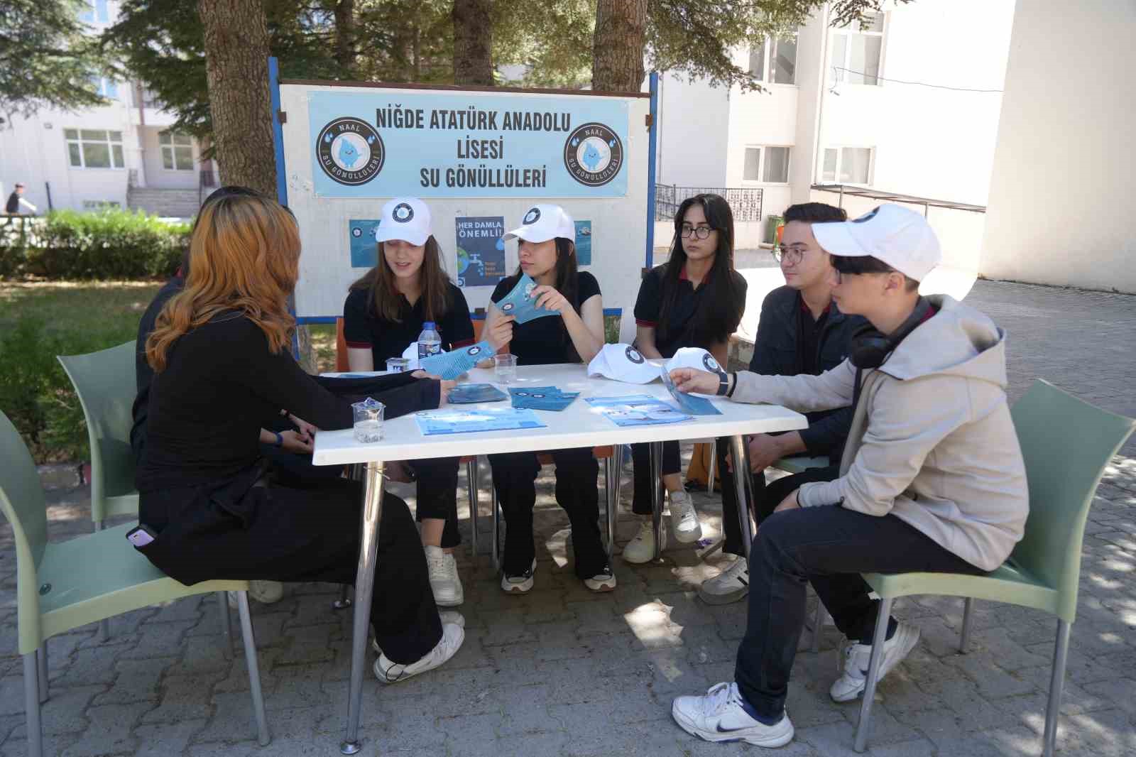 Niğde’de öğrenciler geliştirdikleri faydalı projeleri tanıttı