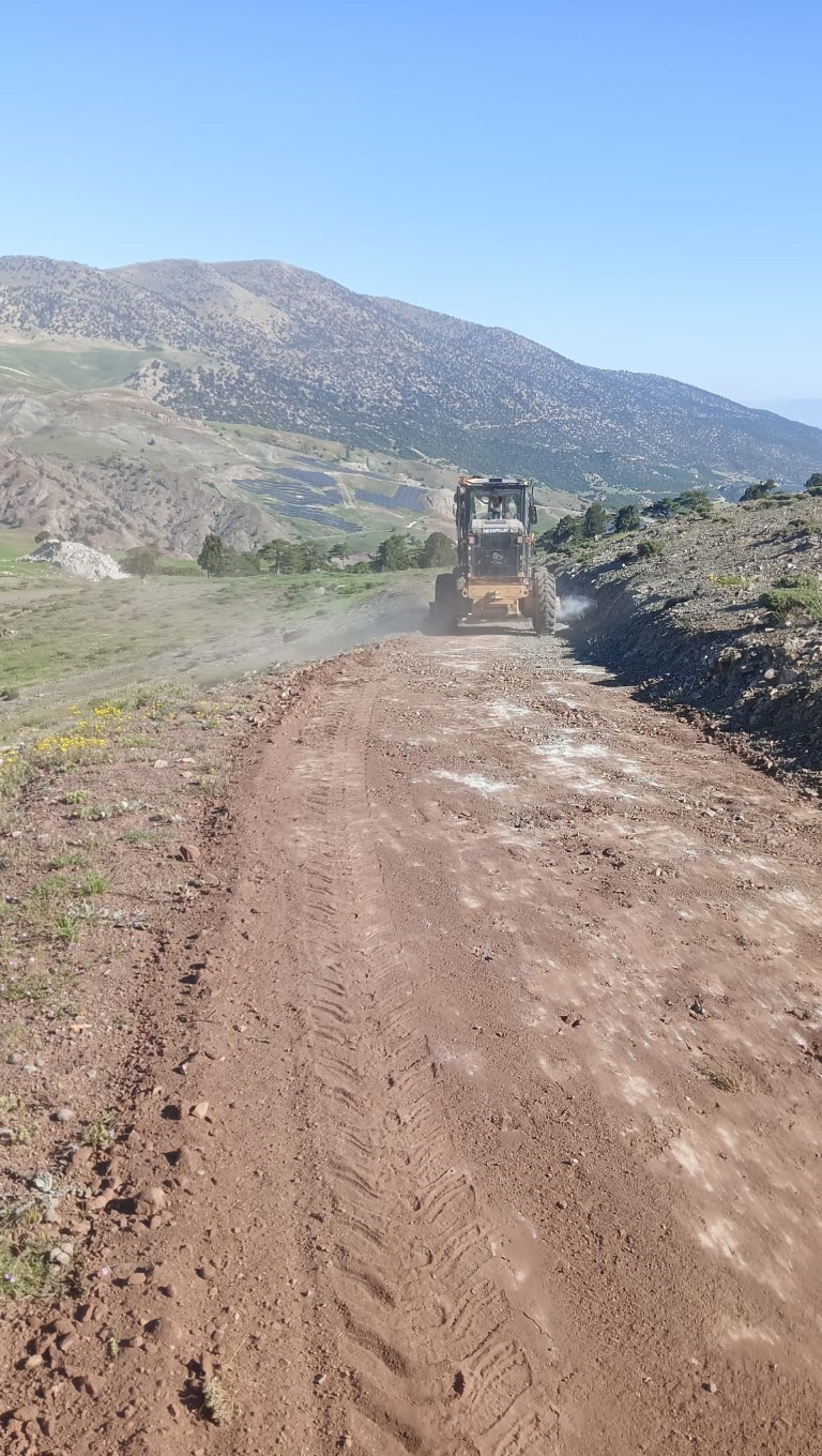 Konyaaltı’nda yayla yolları onarılıyor
