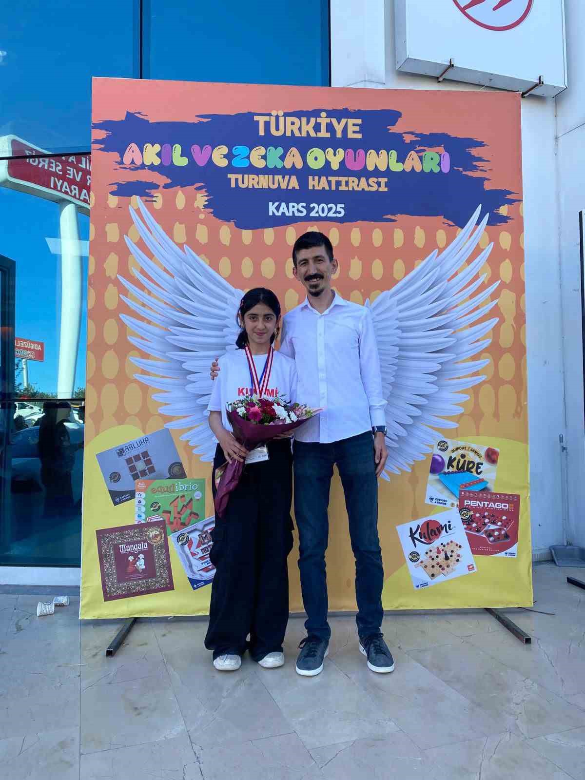 Akıl ve Zeka Oyunları&rsquo;nda T&uuml;rkiye 2&rsquo;incisi Akyaka&rsquo;dan
