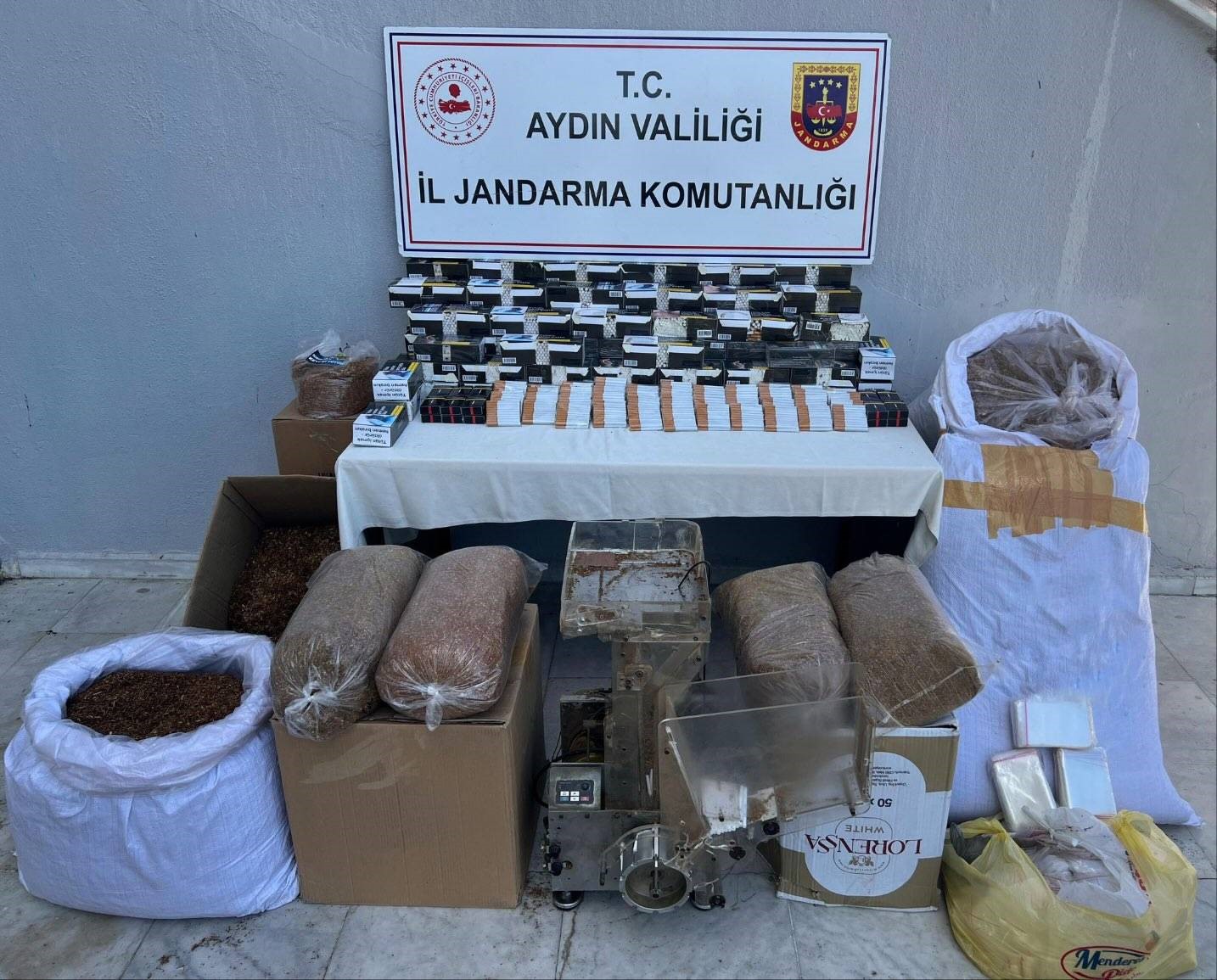 Aydın’da sahte tütün baskını: 1 gözaltı