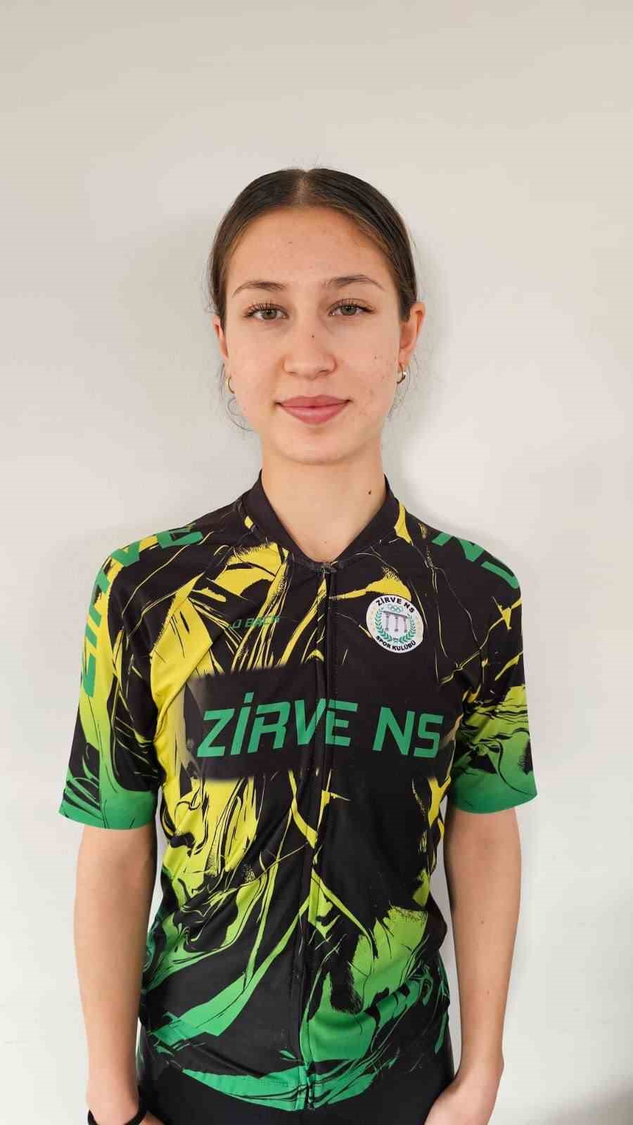 Akhisarlı bisikletçi Dünya Kupası’nda Türkiye’yi temsil edecek
