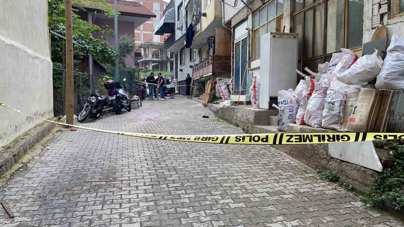 Yer kavgasında abi kardeş arasında kan aktı