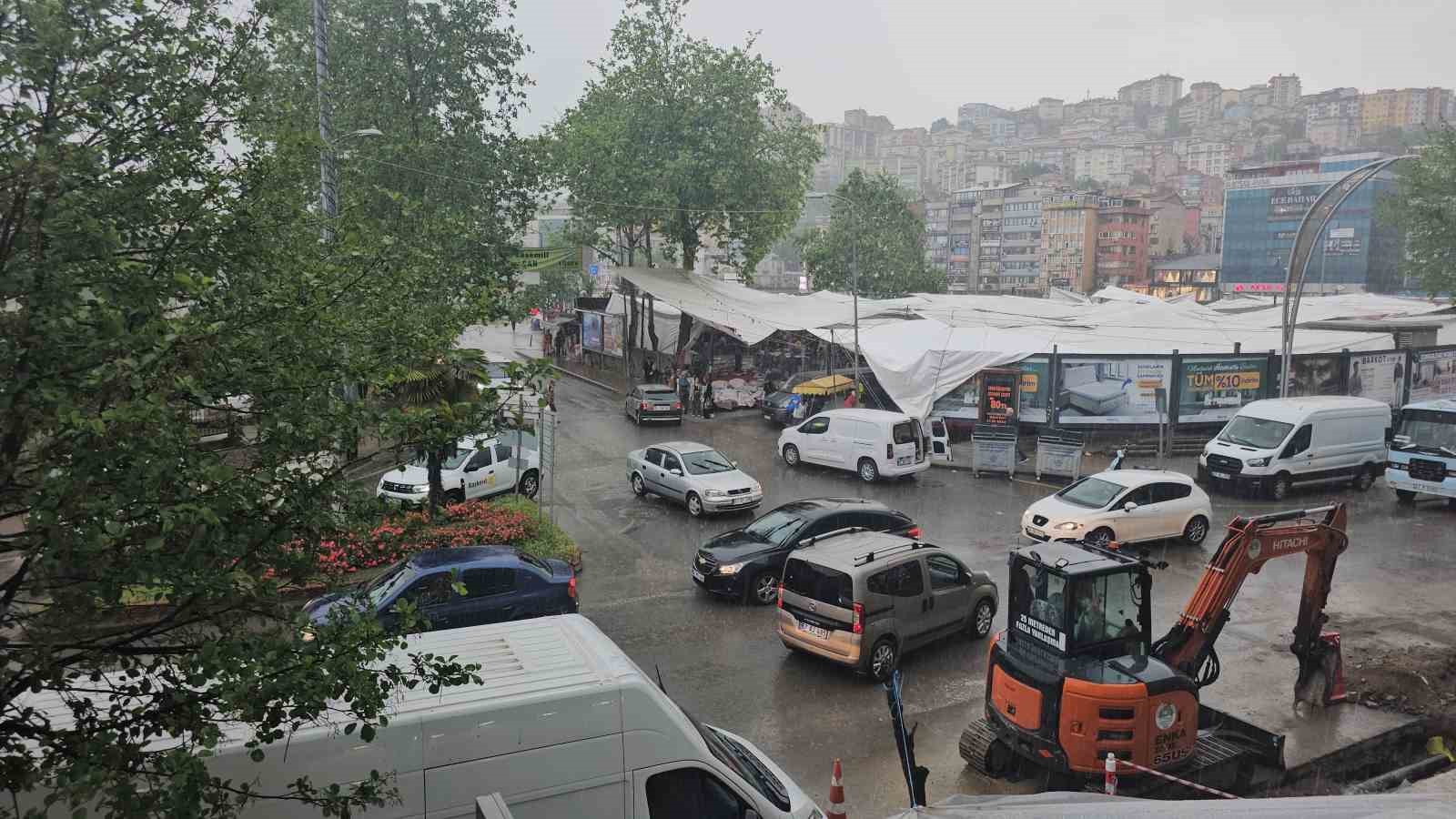 Zonguldak’ta sağanak hazırlıksız yakaladı