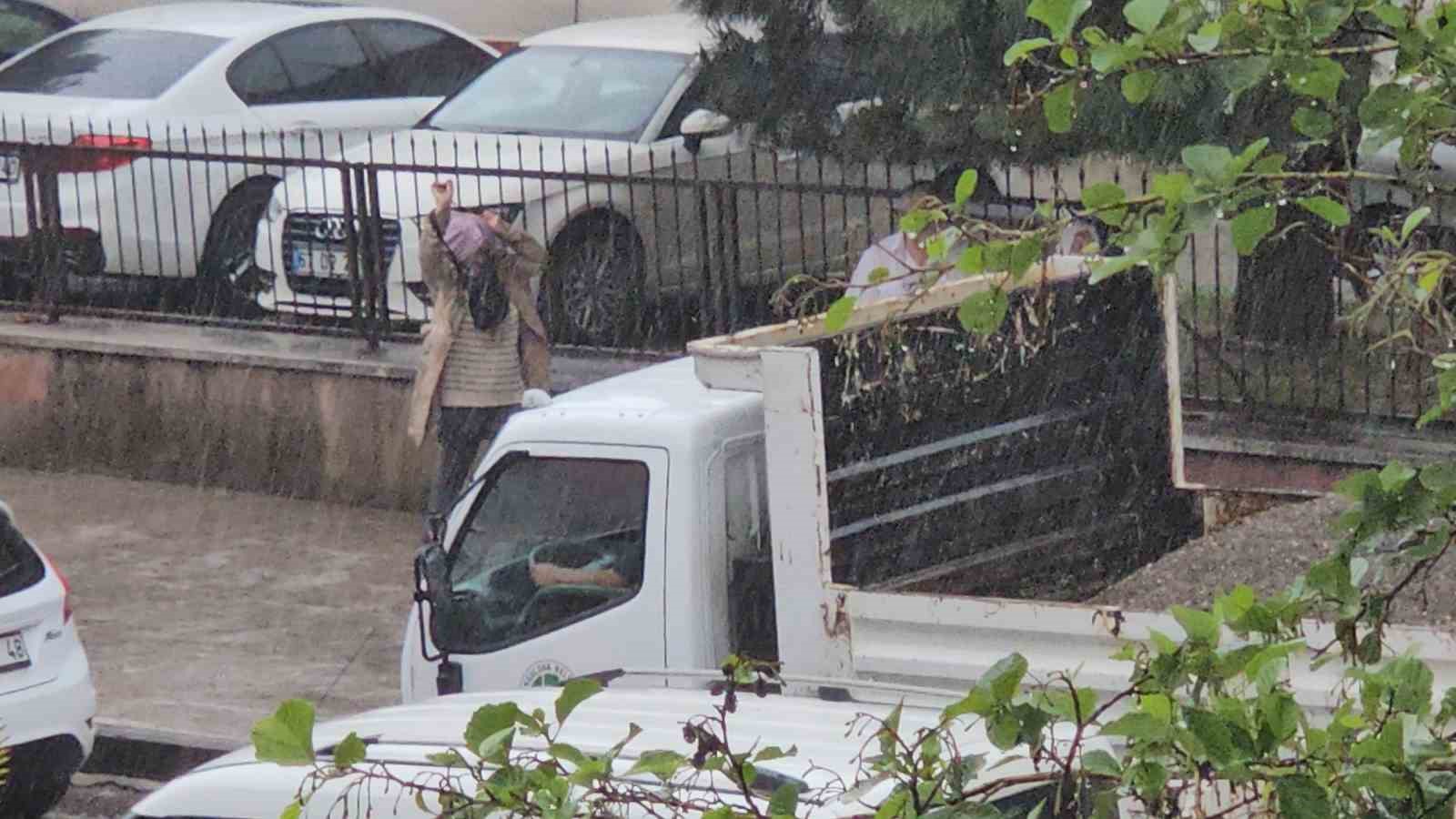 Zonguldak&rsquo;ta sağanak hazırlıksız yakaladı
