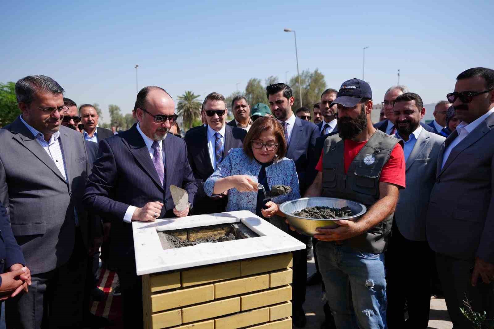 Gaziantep Büyükşehir, Bağdat’taki Türkiye Bahçesi’ne 5 bin fidan hediye etti