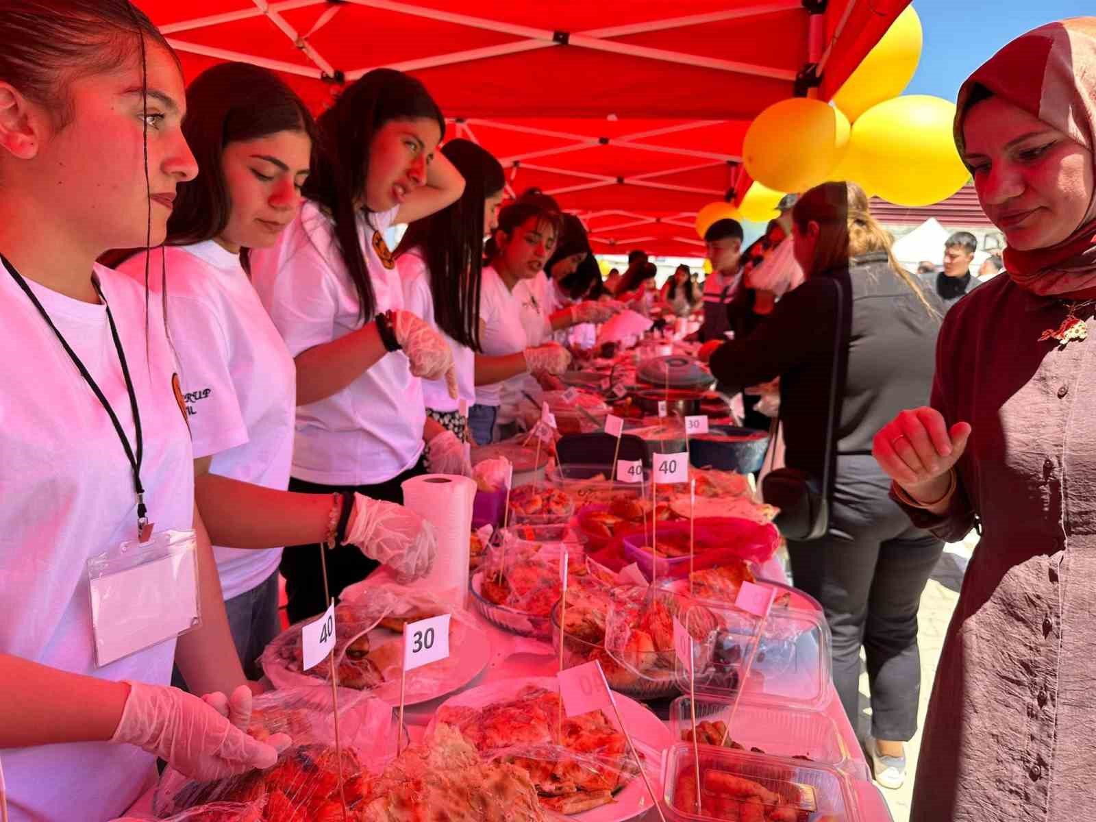 Batman’da Gazze yararına hayır panayırı düzenlendi