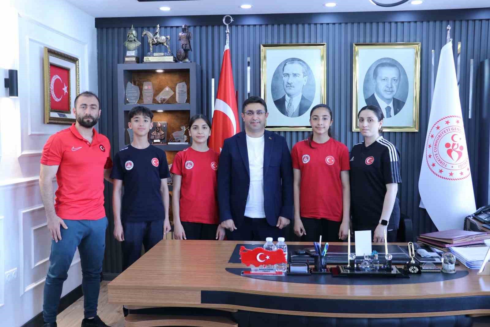 Muşlu karateciler Balkan yolcusu
