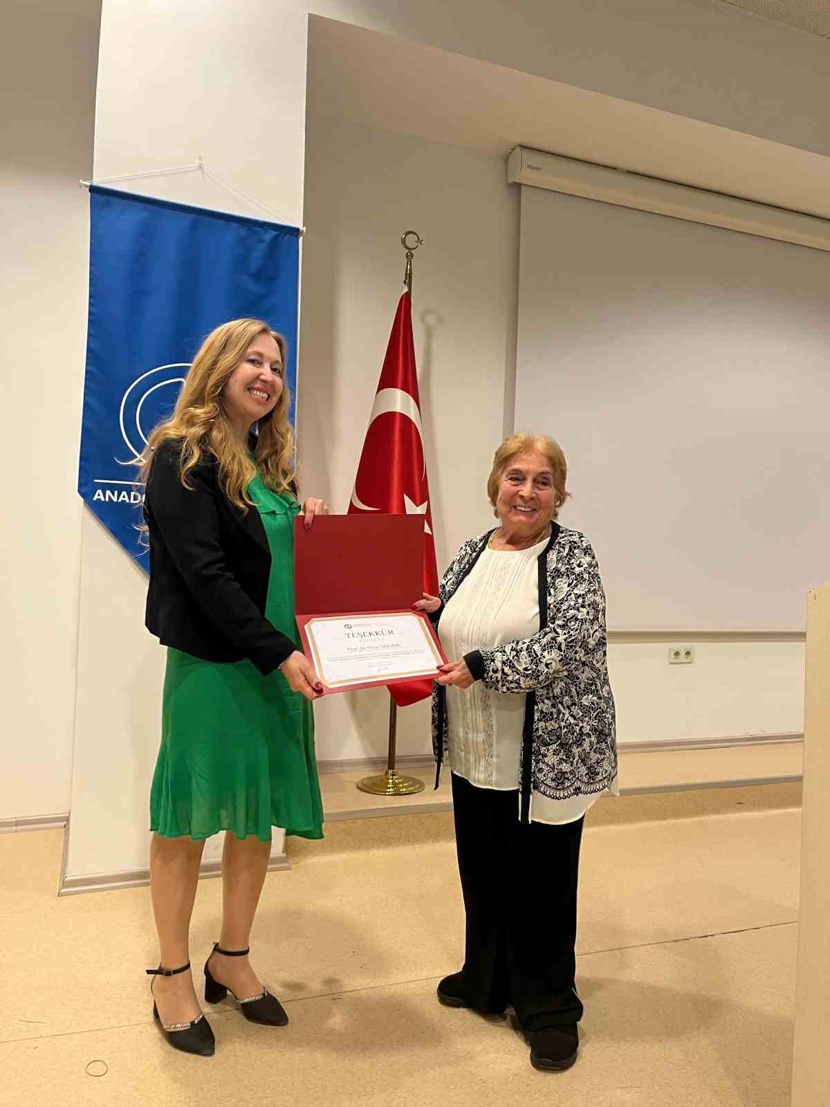 Prof. Dr. Onural, Goethe ve Kafka konferansları ile Eğitim Fak&uuml;ltesine konuk oldu
