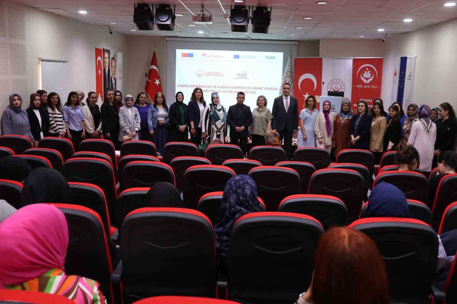 2025 Aile Yılı&rsquo;nda kadınlara g&uuml;&ccedil; veren eğitim
