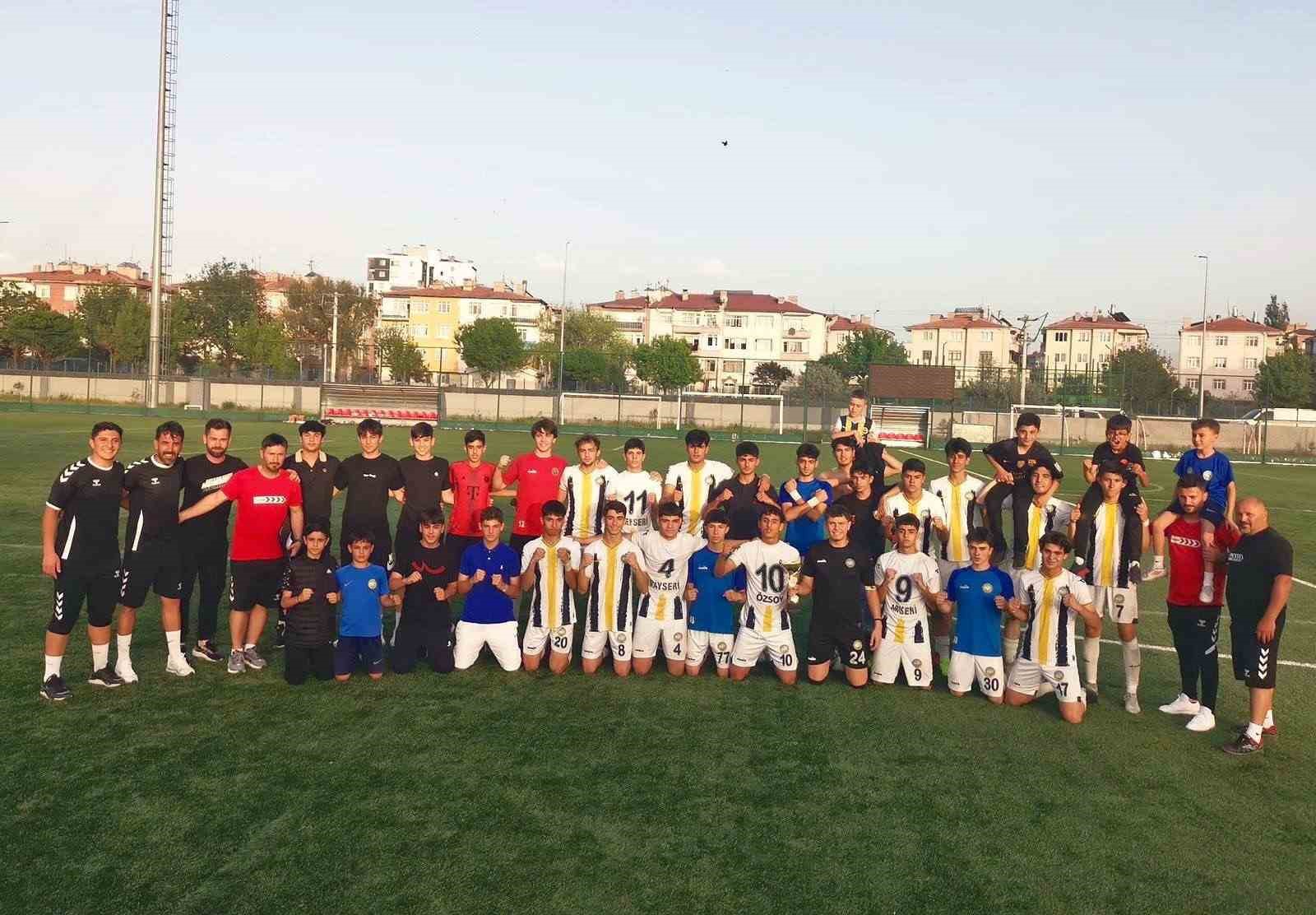 Şampiyonun adı değişmedi; Talas Belediyespor
