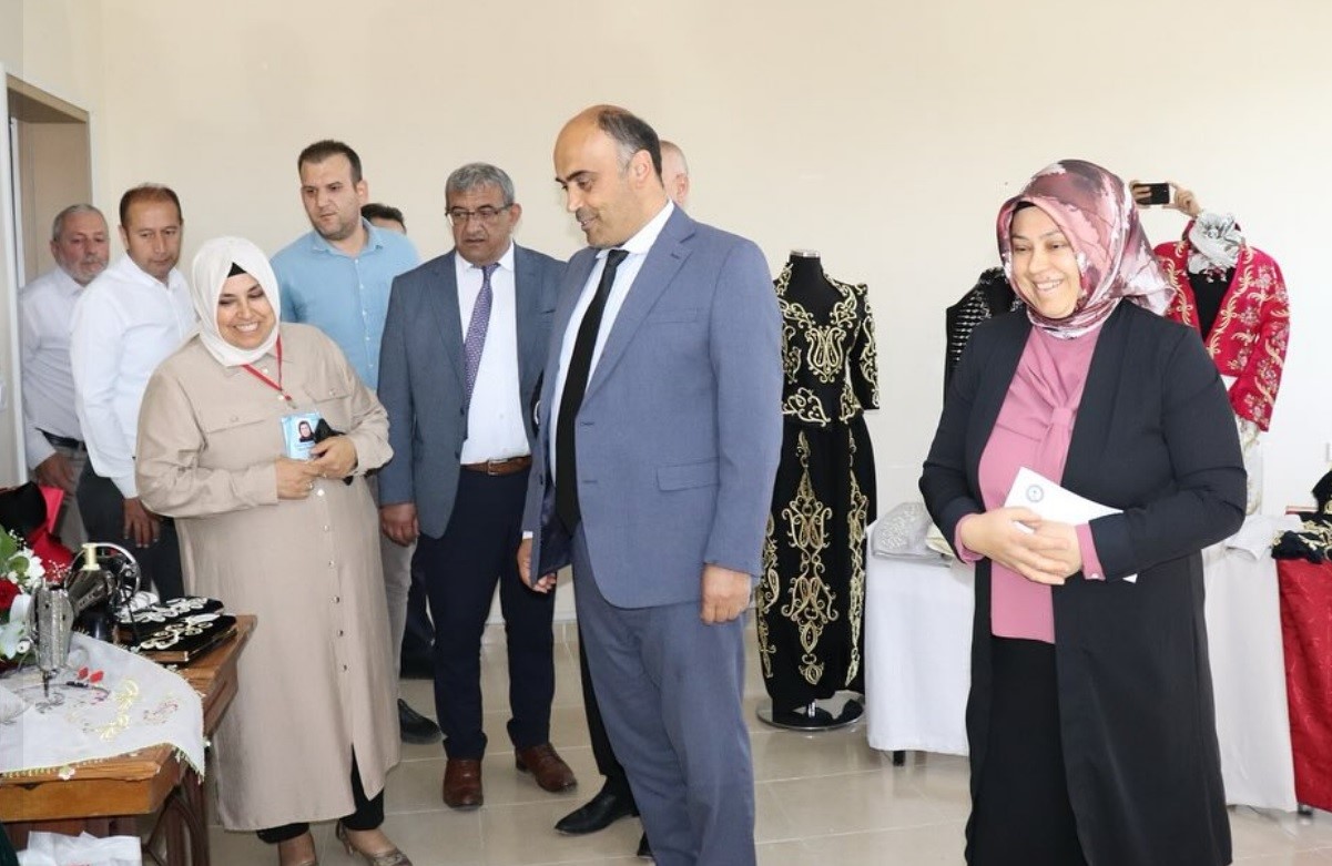 Tepecik ve Kuruçay’da el emeği göz nuru eserler sergilendi