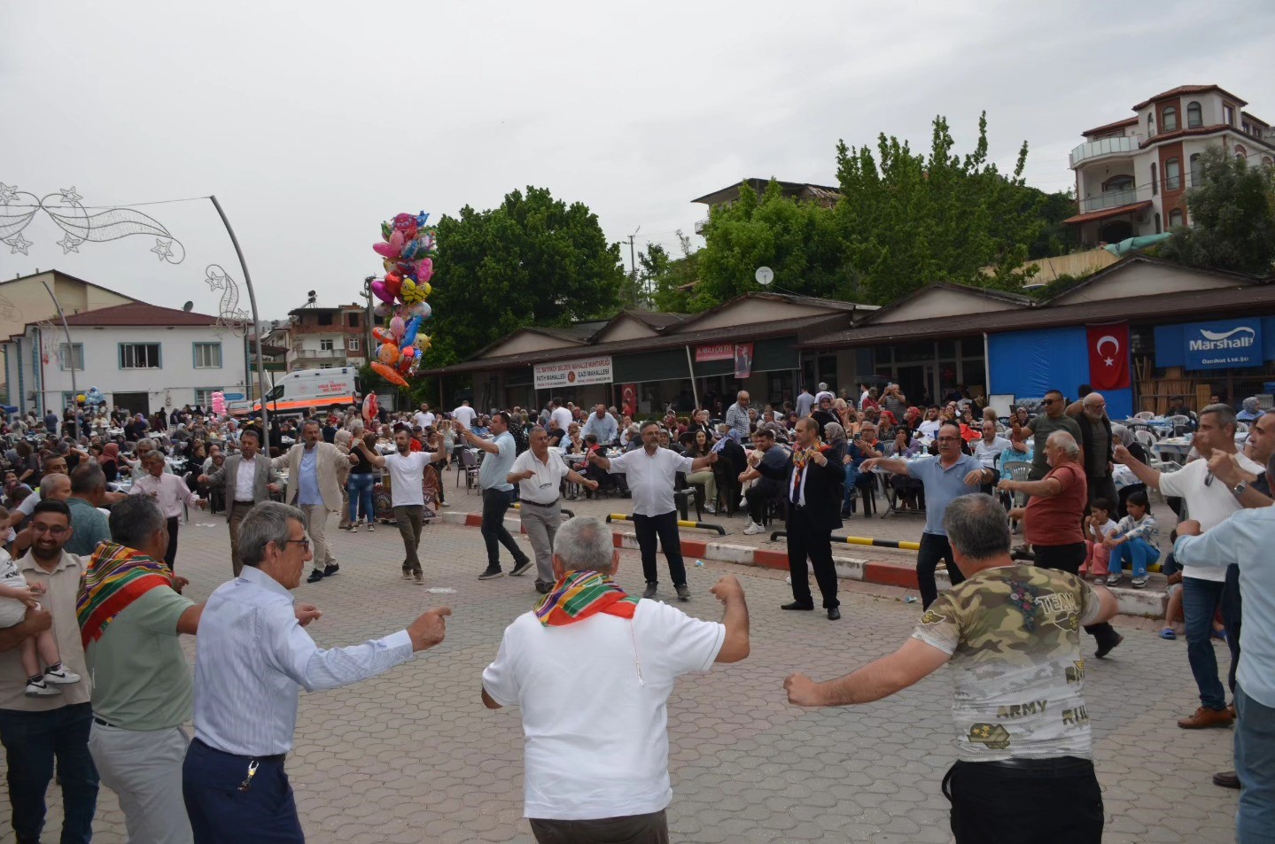 ‘Hıdırellez Şenliği’ büyük bir katılımla gerçekleştirildi