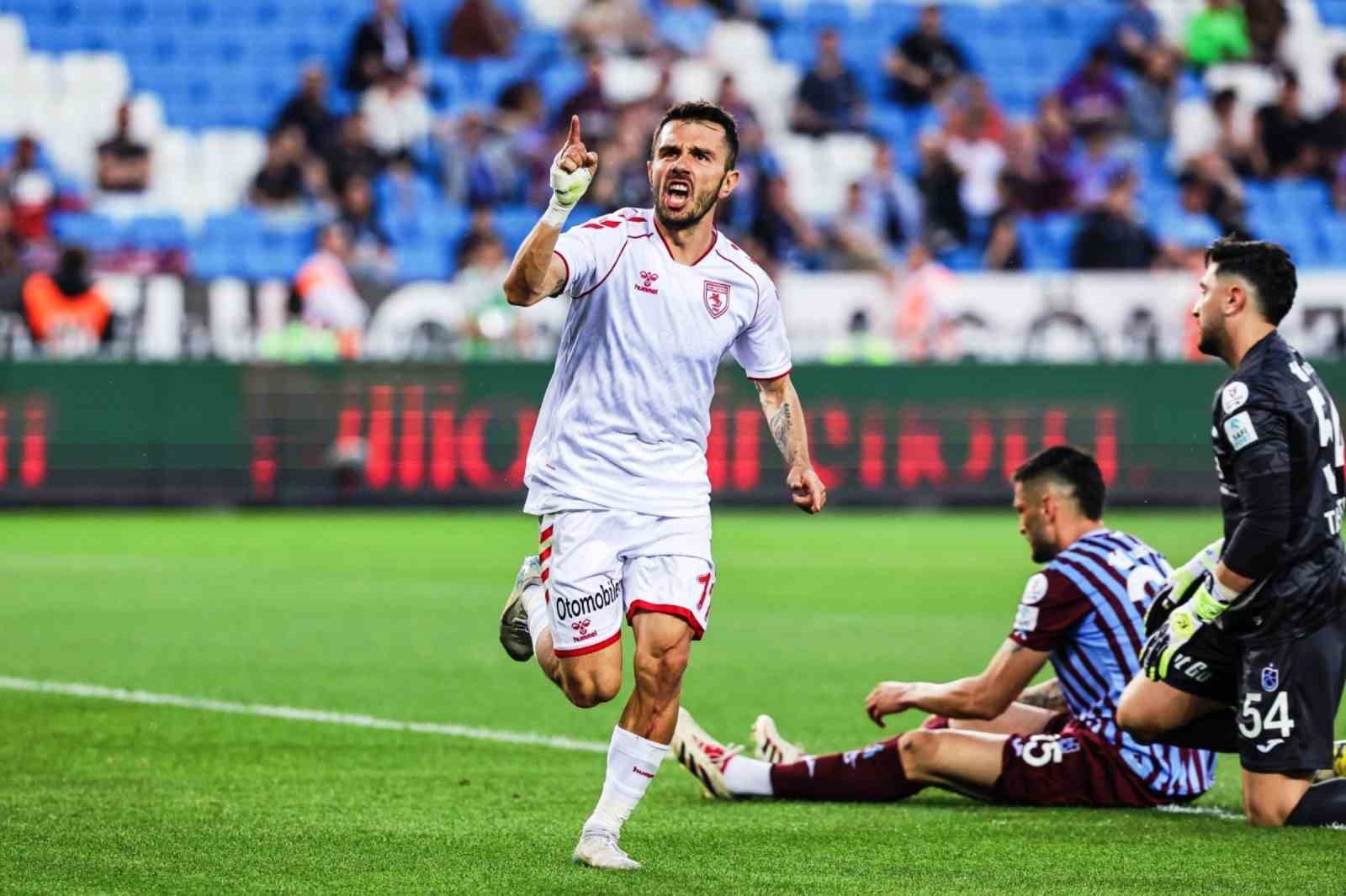 Samsunspor’un üçüncülük mücadelesi son haftaya taşındı