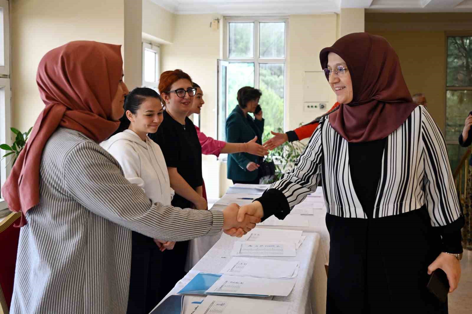 İŞKUR ’Gençlik programı iş arama becerileri eğitimi’ MCBÜ’de gerçekleştirildi