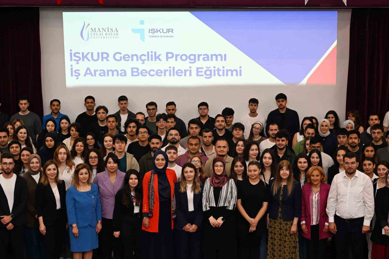 İŞKUR &rsquo;Gen&ccedil;lik programı iş arama becerileri eğitimi&rsquo; MCB&Uuml;&rsquo;de ger&ccedil;ekleştirildi
