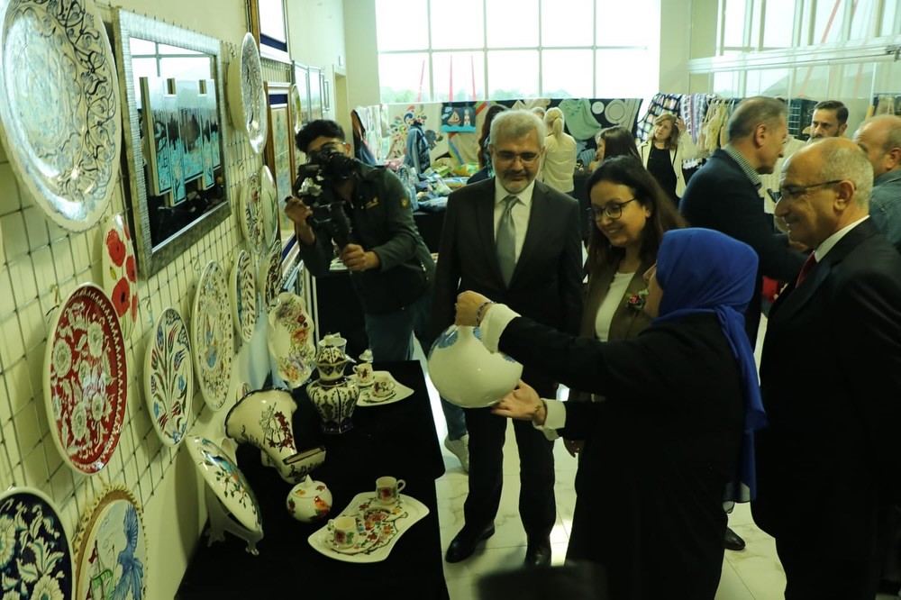 Yalova’da HEM kursiyerlerinden karma sergi