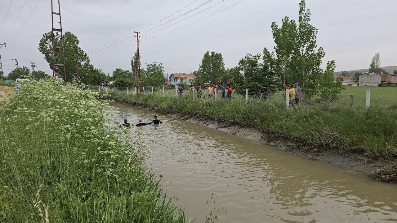 Amasya’da sulama kanalında kaybolan çocuktan acı haber