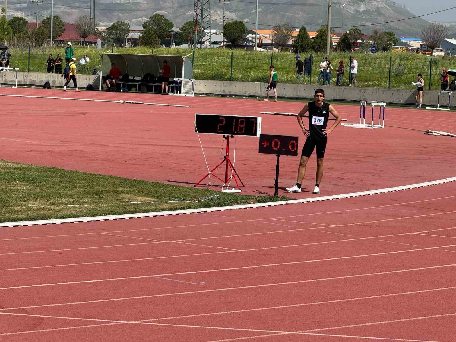 Atletizm şampiyonasında Aydınlı sporcular göz doldurdu