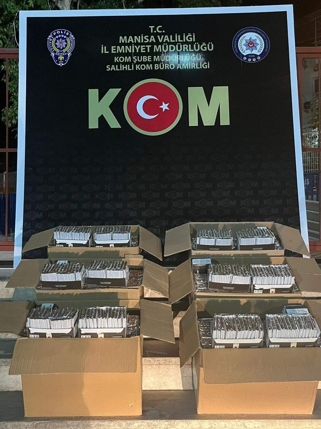 Manisa&rsquo;da 292 bin adet makaron ele ge&ccedil;irildi
