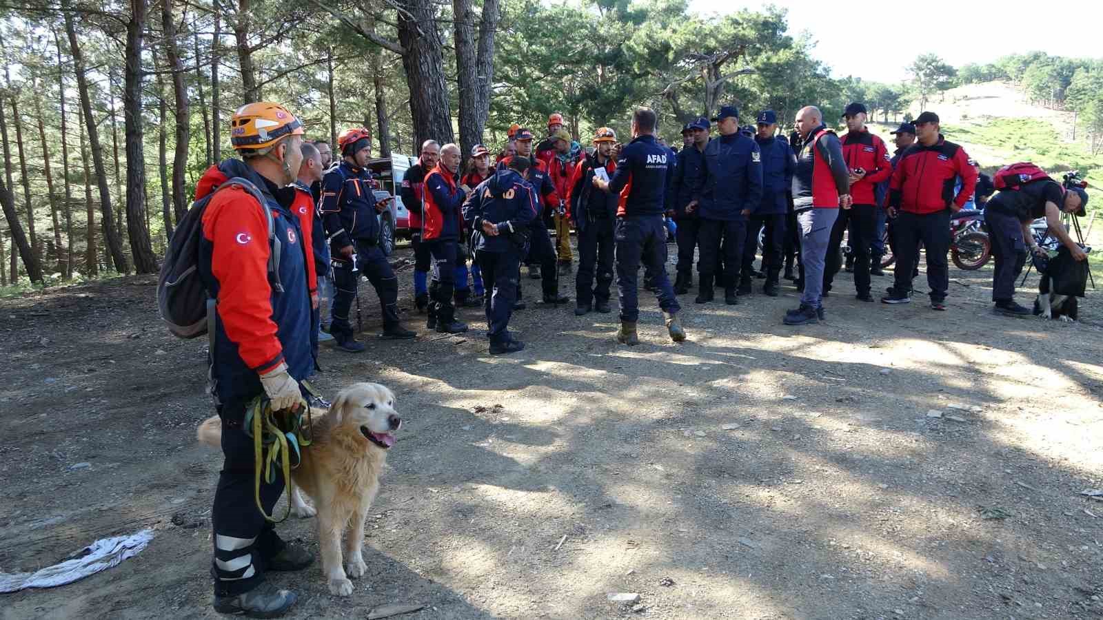 Kayıp Çevre, Şehircilik ve İklim Değişikliği İl Müdür Yardımcısını arama çalışmaları 120 kişilik ekiple devam ediyor