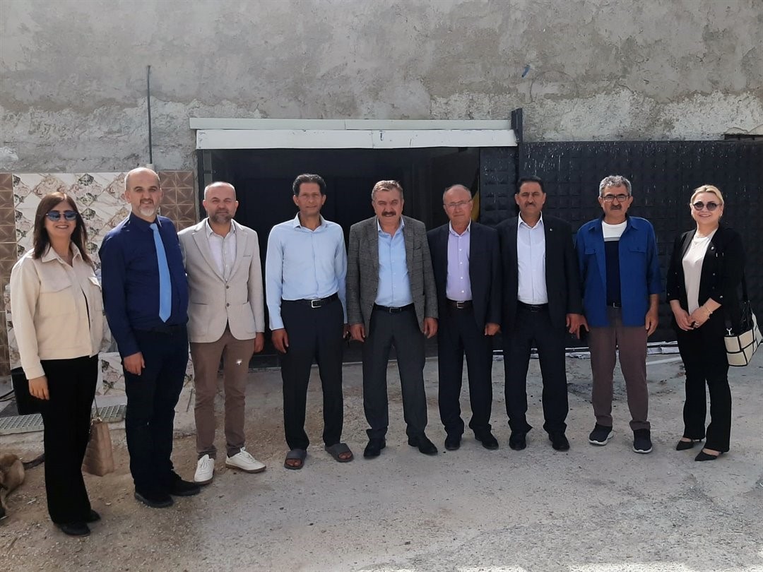 K&uuml;tahya&rsquo;da Pekin &ouml;rdeği &ccedil;iftliği
