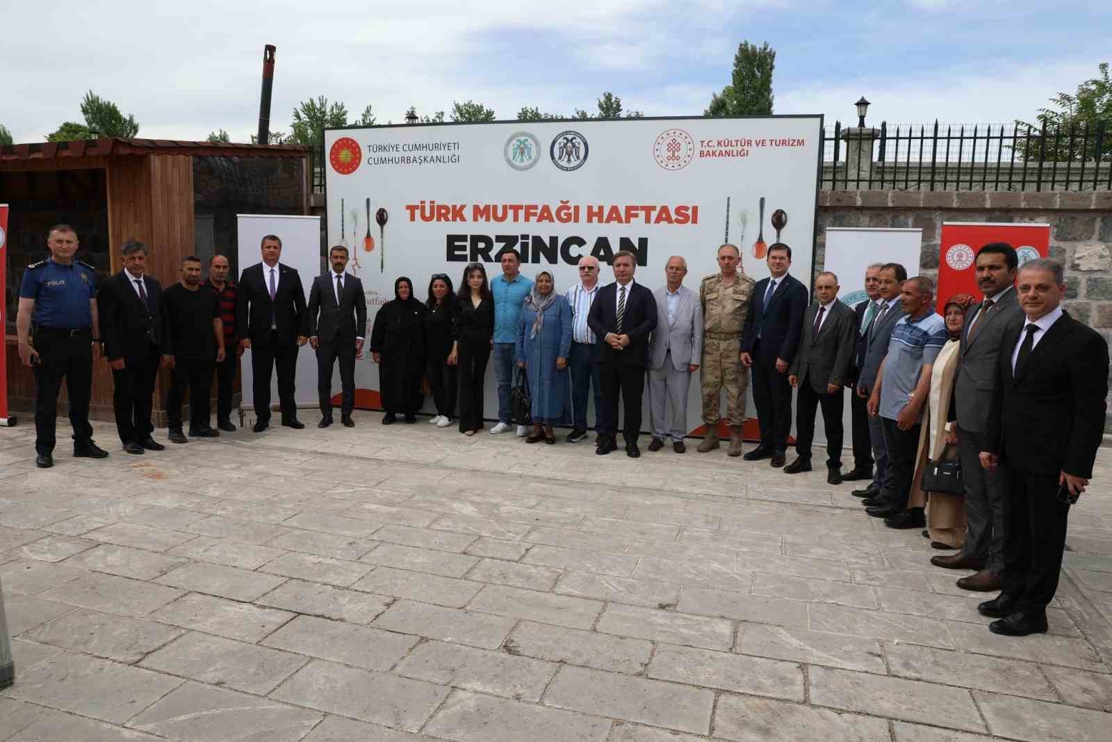 Erzincan’ın yöresel yemekleri tanıtıldı