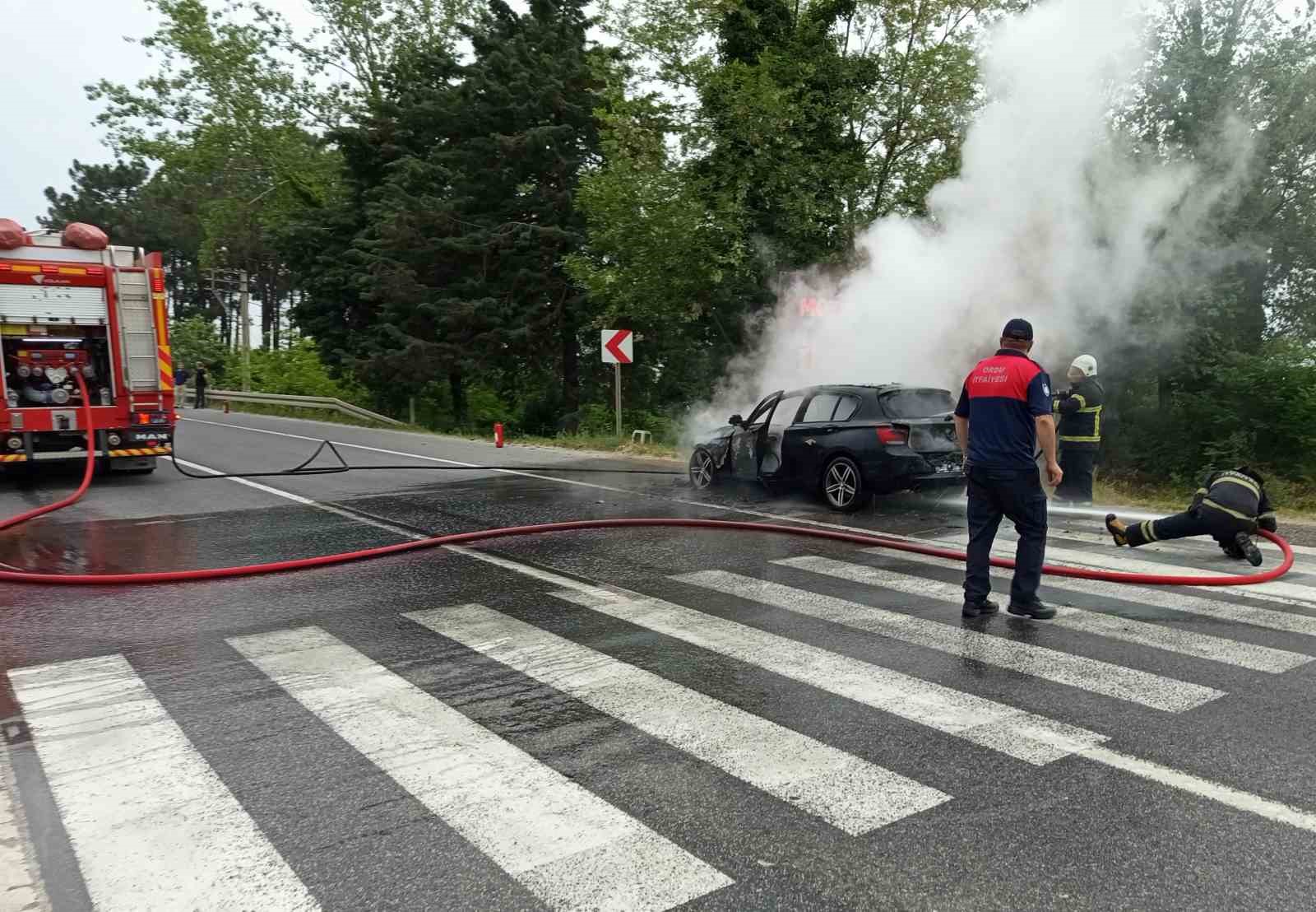 Ordu’da seyir halindeki otomobilde yangın çıktı