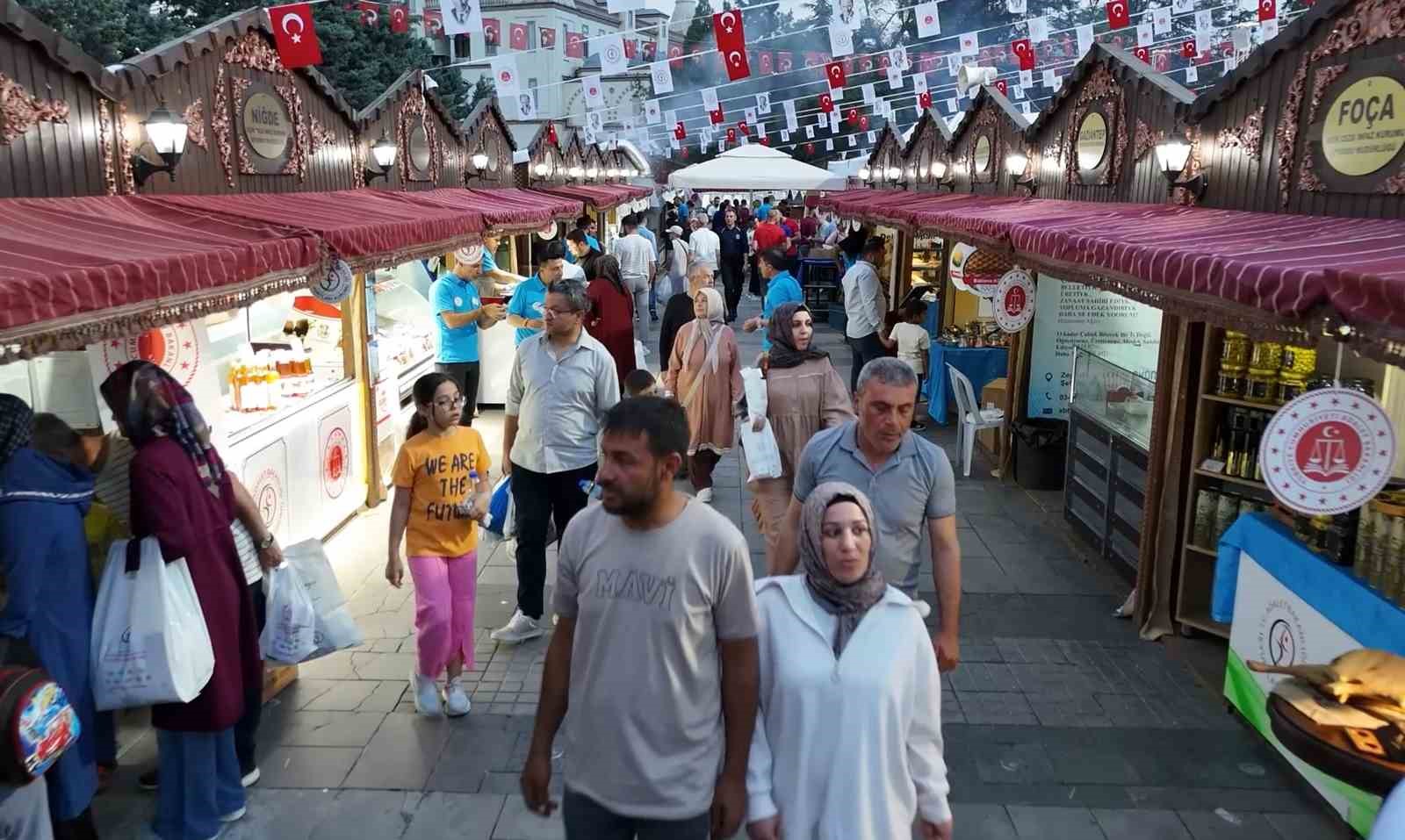 İlk kez düzenlendi, binlerce vatandaş ziyaret etti: Kaliteli ve uygun fiyatlı ürünler yoğun ilgi gördü