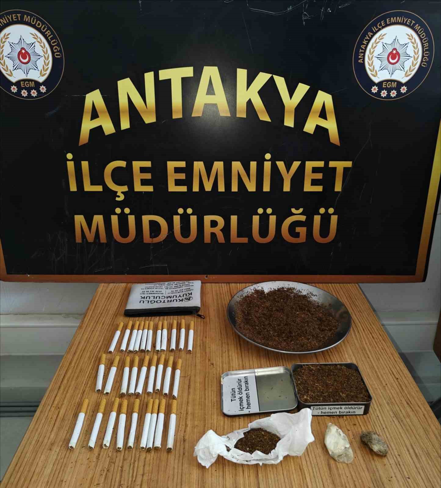 Antakya’da konteyner kentte durdurulan şahsın üzerinden uyuşturucu çıktı