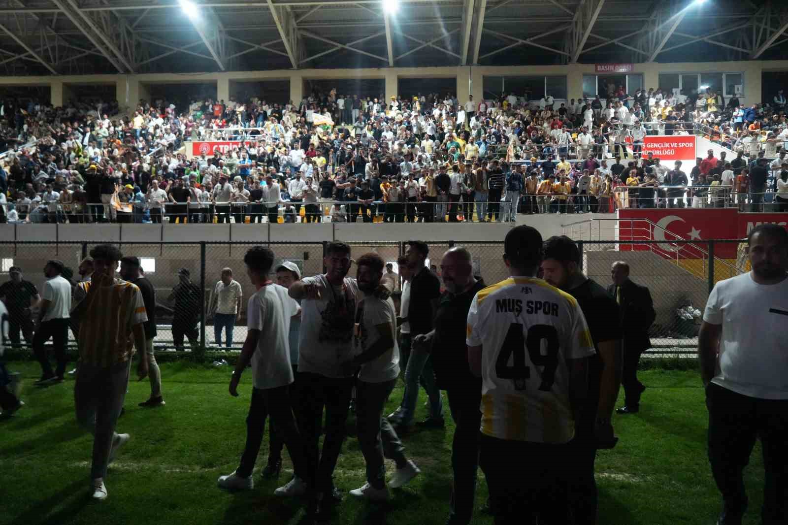 Muşspor, şampiyonluğunu coşkuyla kutladı