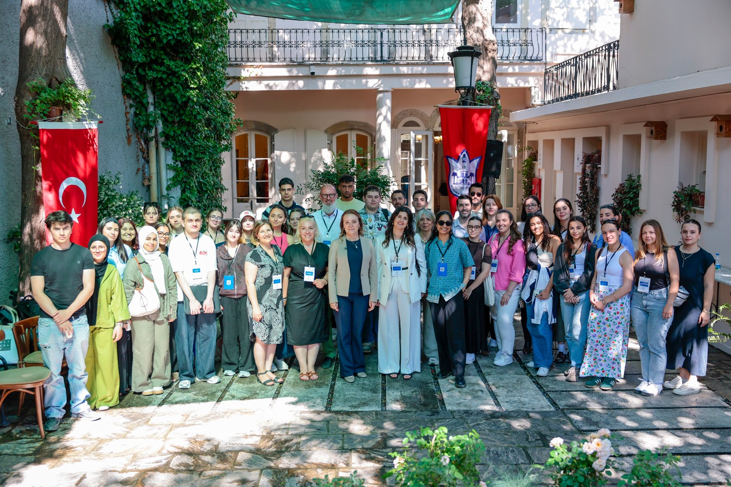Erasmus öğrencileri İzmir’de buluştu
