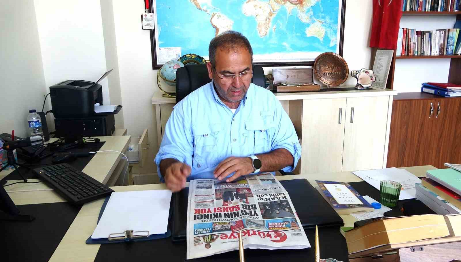 Prof. Dr. H&uuml;seyin Şeyhanlıoğlu: "27 Mayıs, milli ve b&uuml;y&uuml;k T&uuml;rkiye idealine vurulan ilk darbedir"
