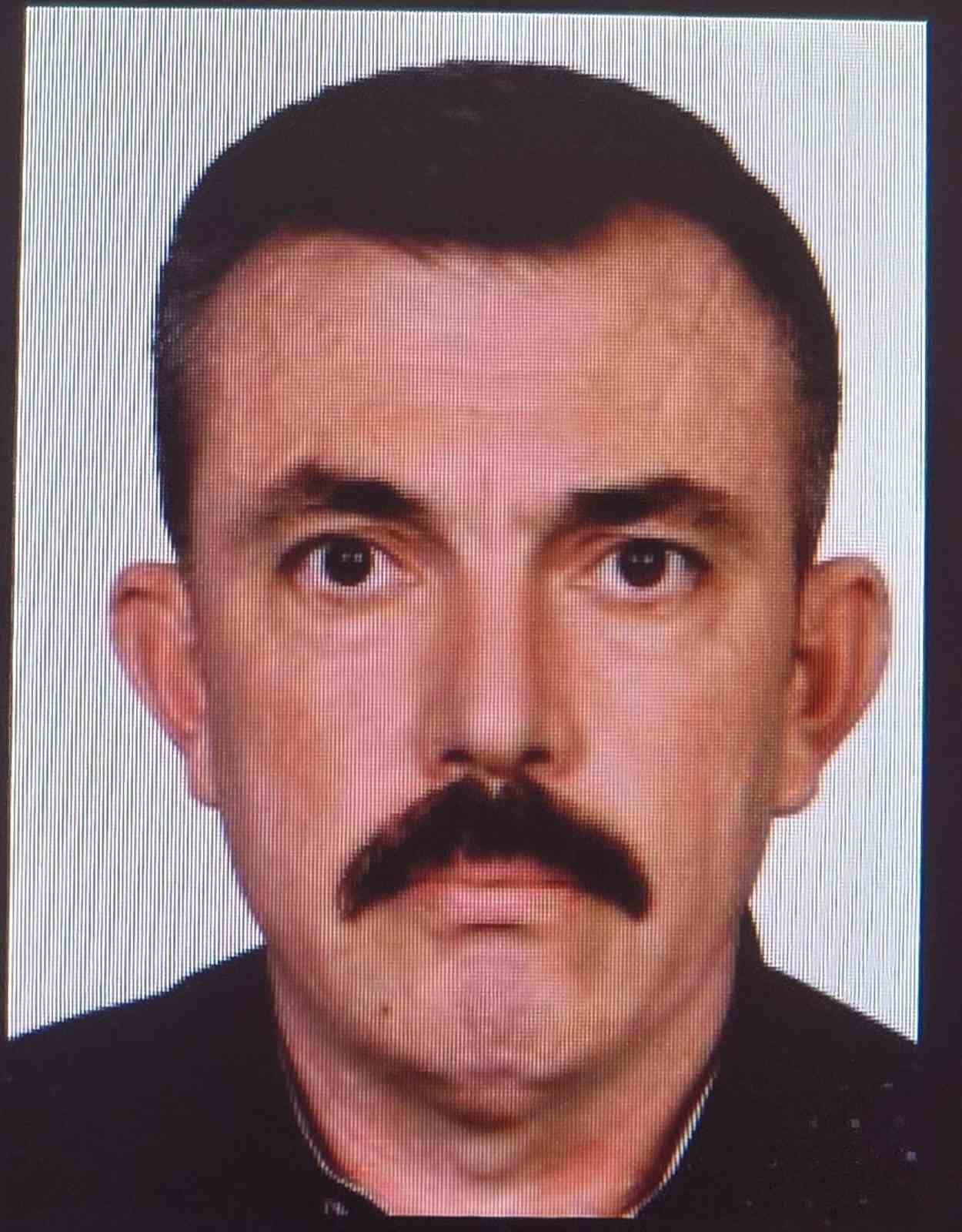 Emekli polis ayrıldığı eşini &rsquo;barışmadığı&rsquo; i&ccedil;in &ouml;ld&uuml;rm&uuml;ş
