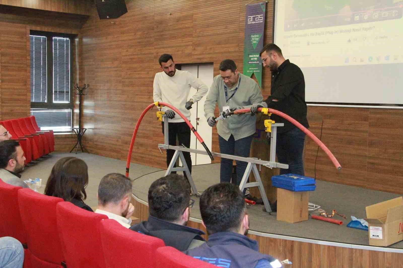 Aras Elektrik&rsquo;ten personele kablo aksesuarları eğitimi
