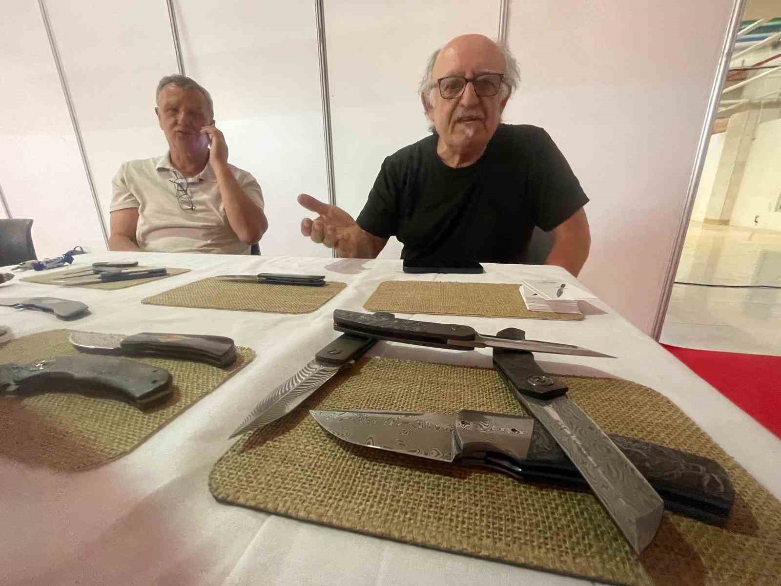 Bir resimle başladığı bıçakçılıkta 1200 avroluk çakılar yapıyor