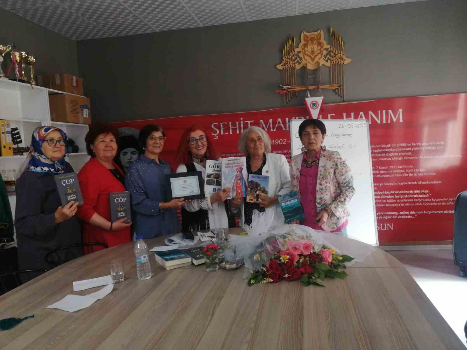 Gördes Kültür ve Doğa Derneği’nden kitap söyleşisi
